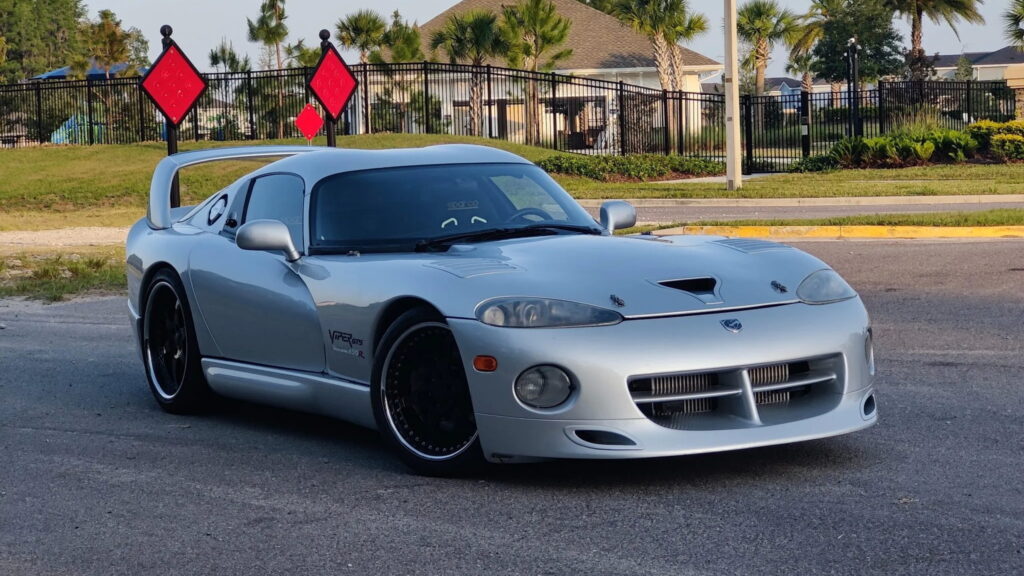  This Dodge Viper GTS ACR Has A Hennessey Upgrade Plus Twin Turbos