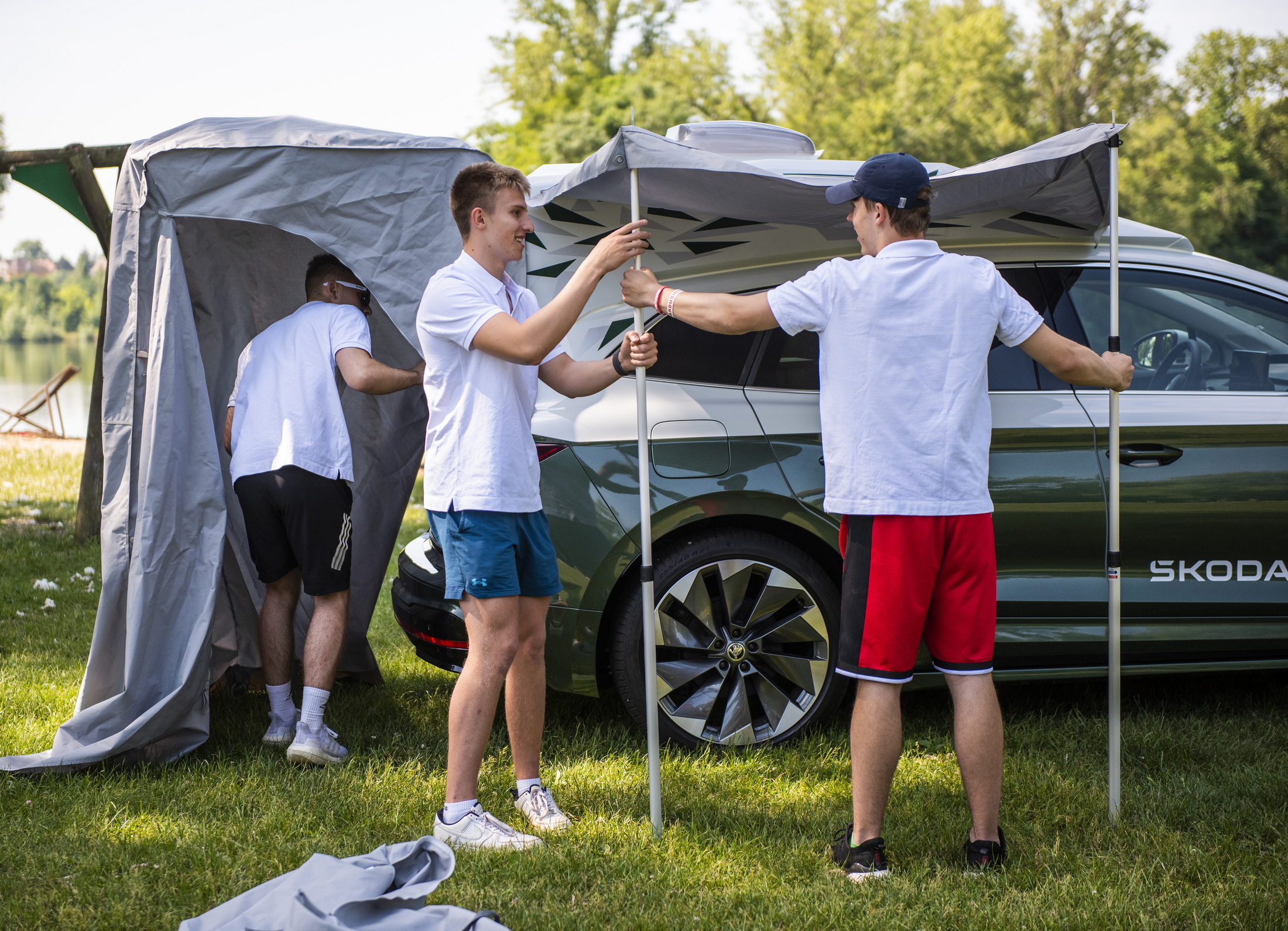 port 9 camping 9 Person Instant Cabin Tent  Core Equipment