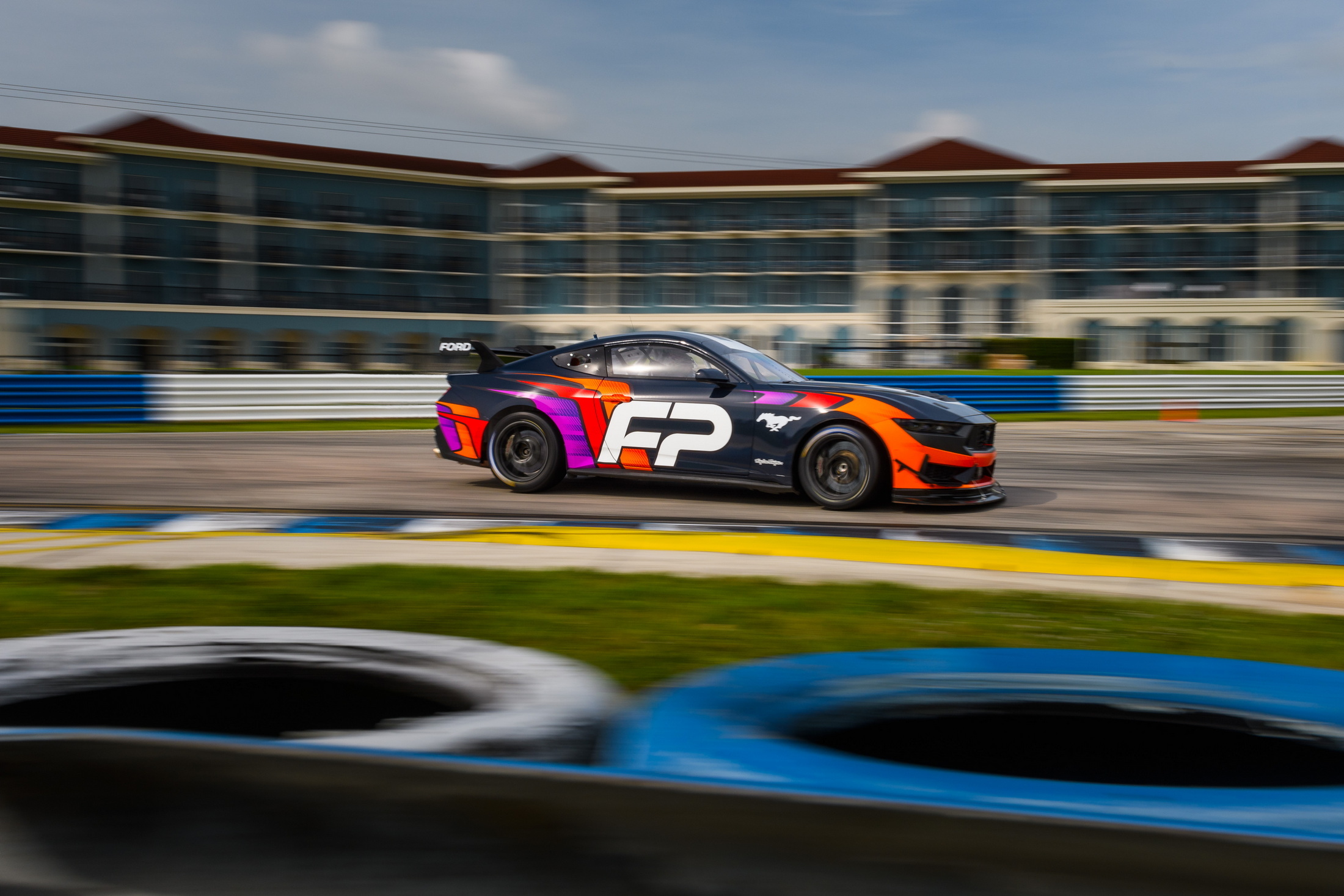 2024 Ford Mustang GT4 Puts A Racing Outfit On The Dark Horse | Carscoops
