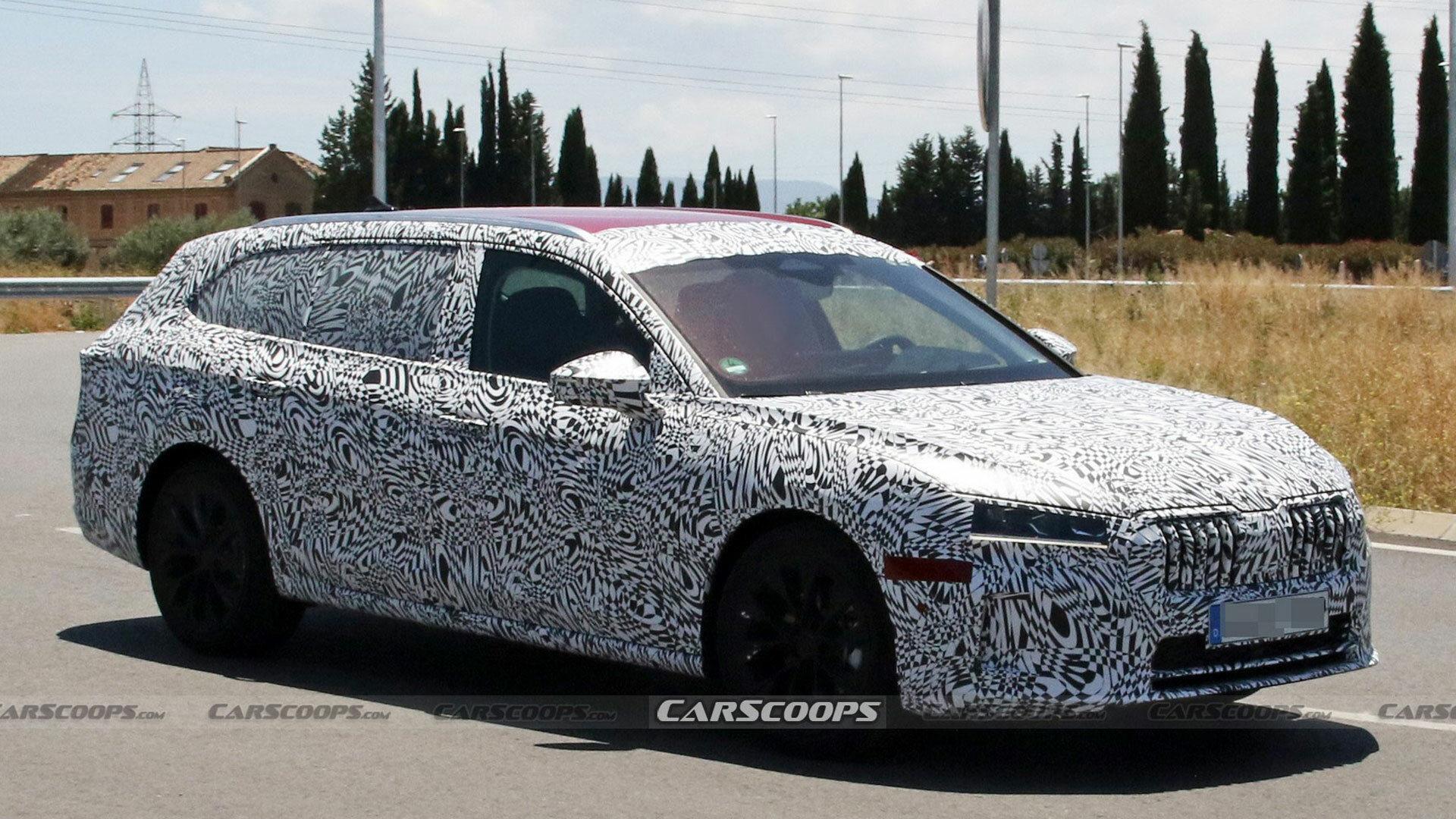 2024 Skoda Superb Combi Spied Gearing Up For A Fall Debut - Vimarsana News