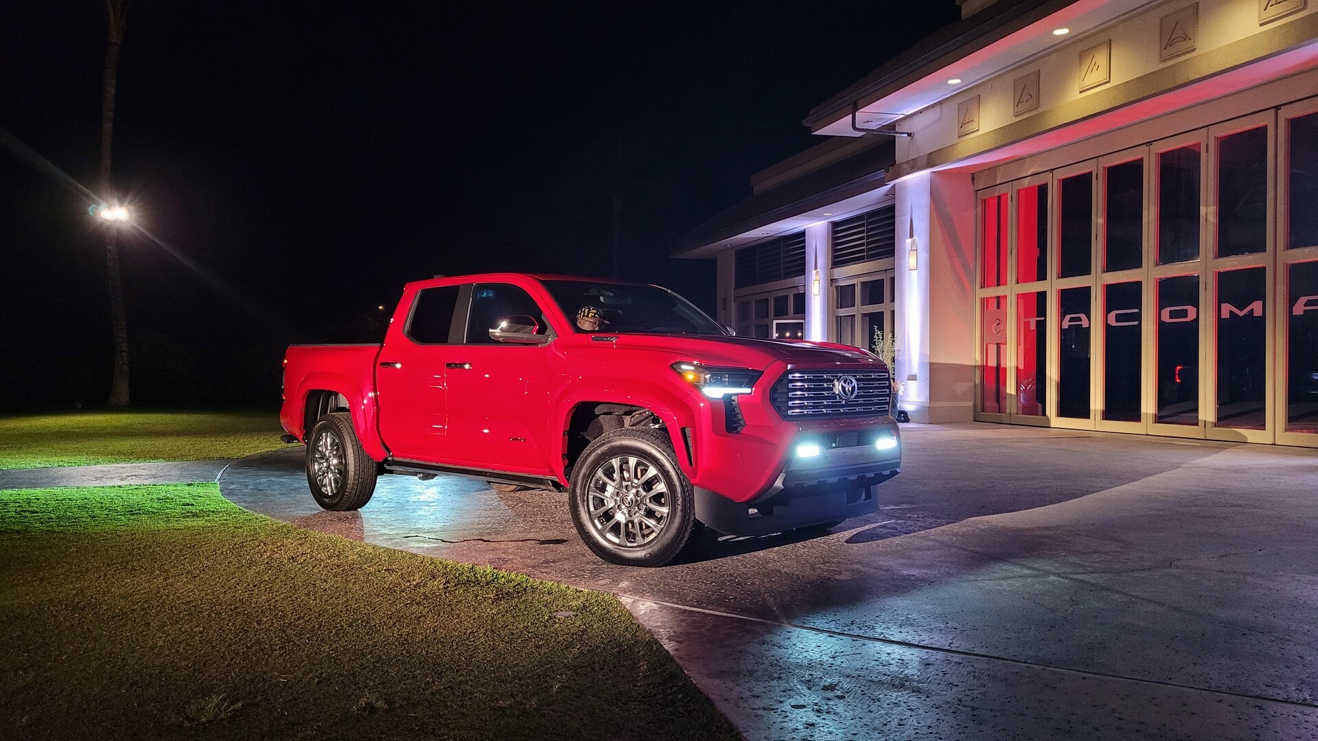 2024 Toyota Tacoma CarScoops 605 34
