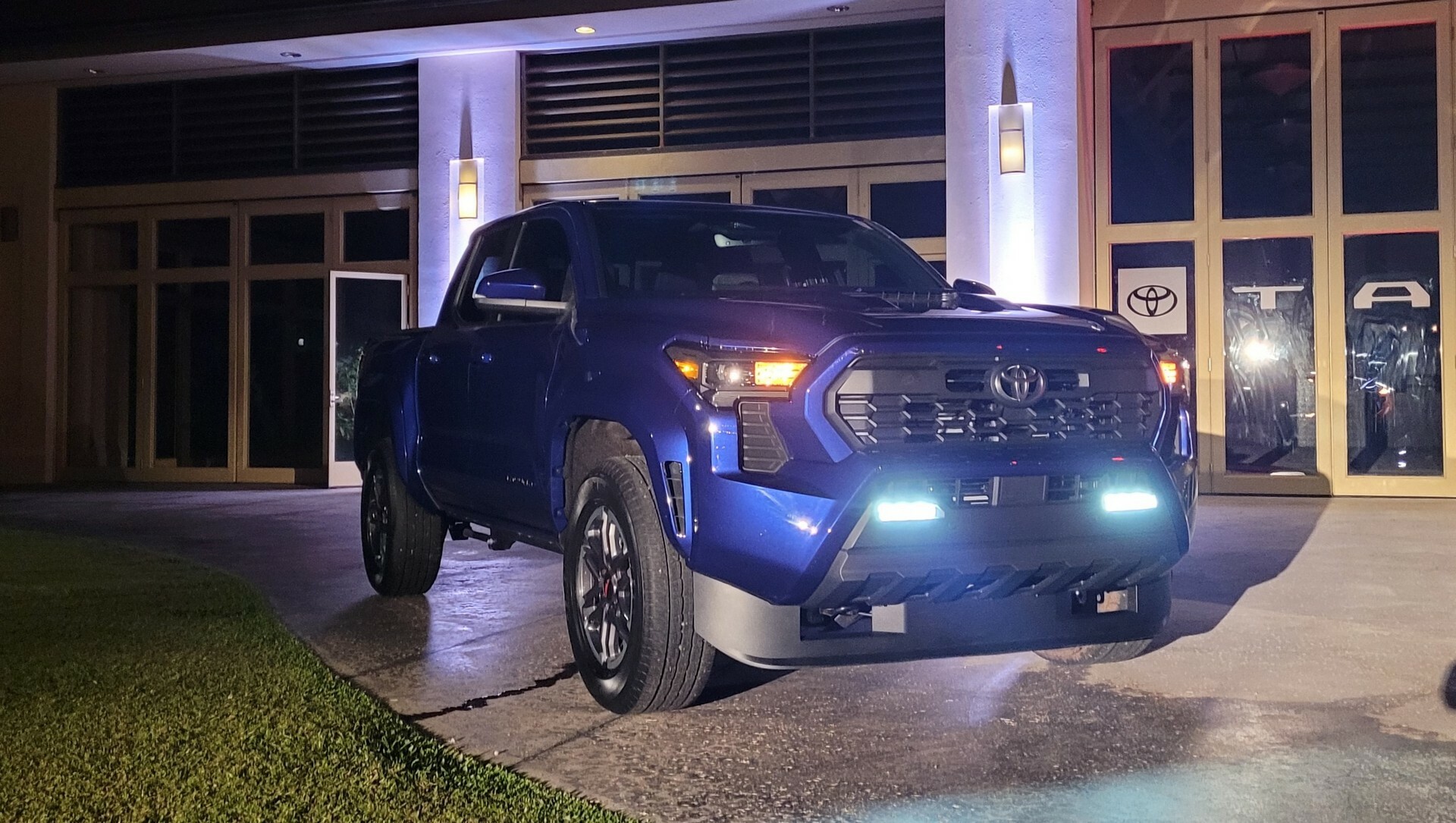 2024 Toyota Tacoma CarScoops 605 36
