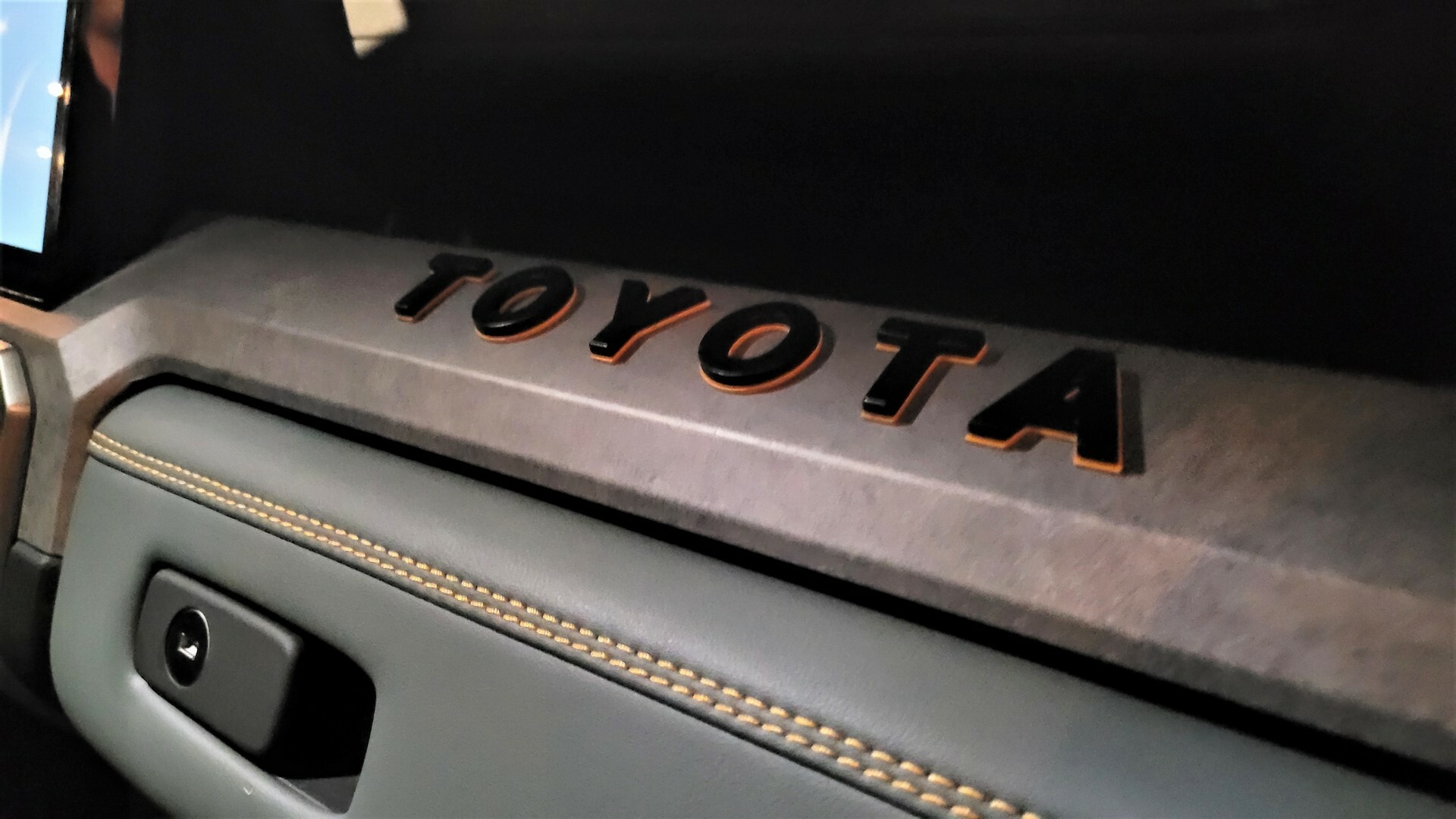 2024 Toyota Tacoma CarScoops Interior 605 232