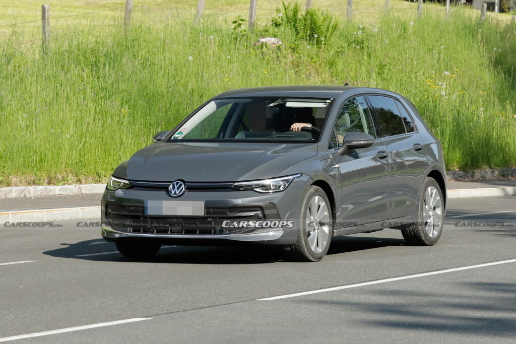 2024 Volkswagen Golf Facelift Spied Showing New Headlights