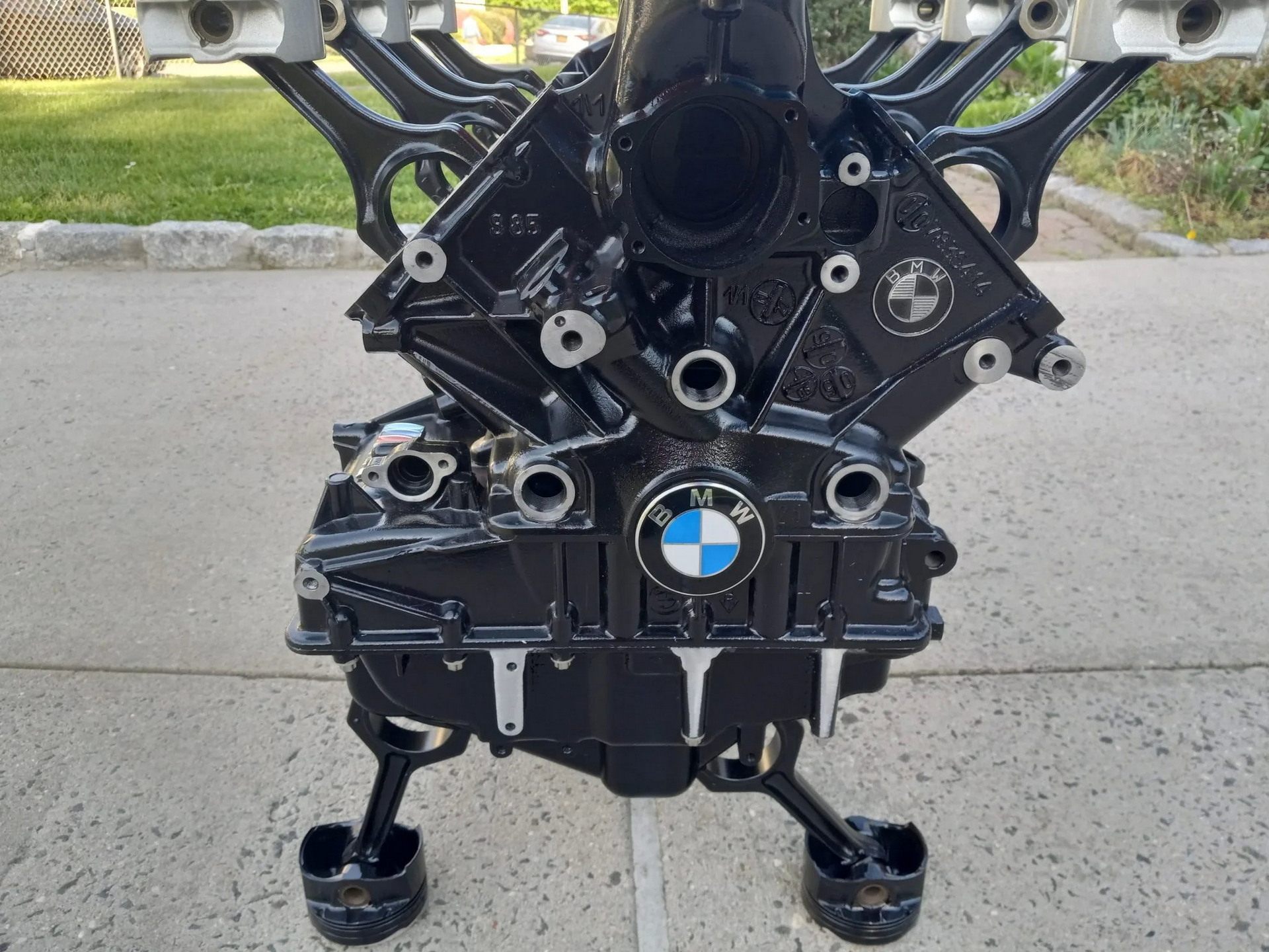 BMW S85 Coffee Table 18