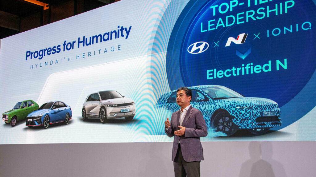  Hyundai Talks Next-Gen IMA EV Platform, New Batteries, And Electric Pickup
