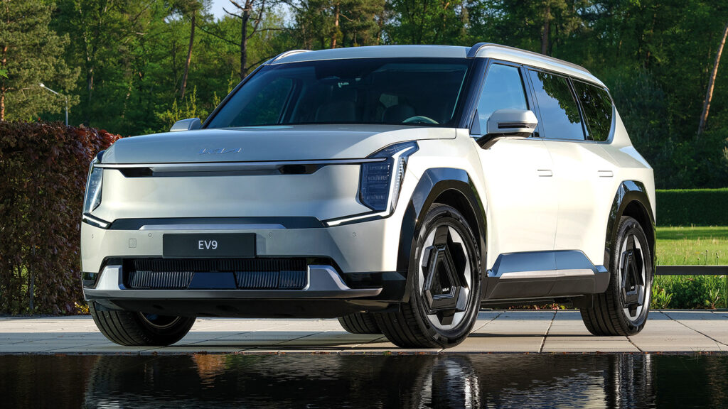  New Kia EV9 Photos Show More Of The 3-Row Electric SUV