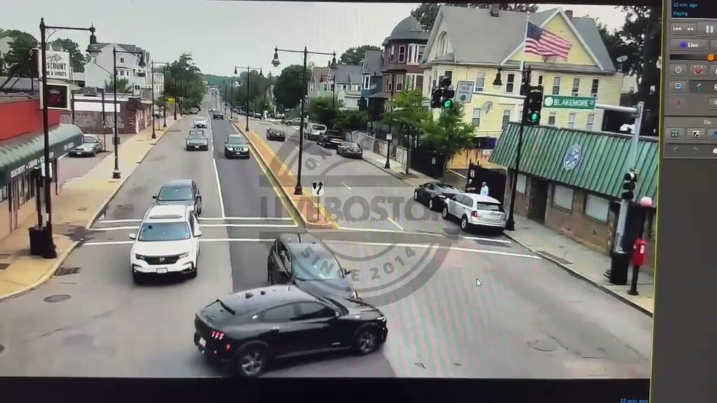  Boston Mayor Michelle Wu’s Unmarked Mustang Mach-E Cruiser Blows Red Light And Crashes