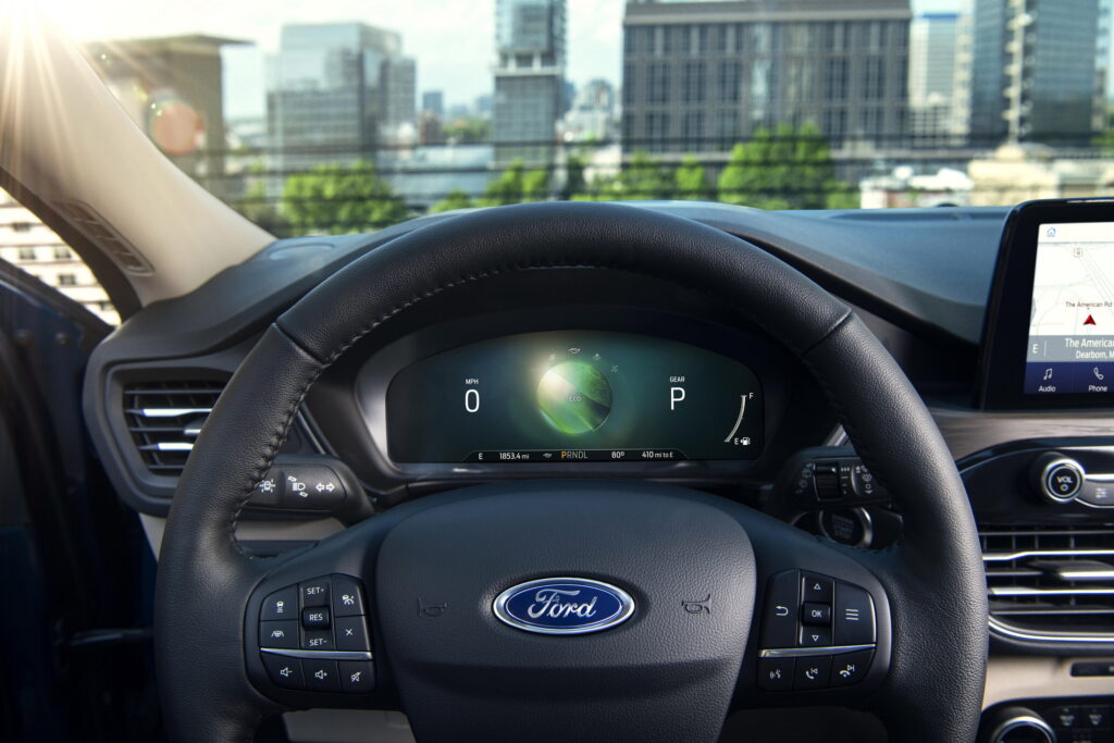  Hardware Issue Could Lead Instrument Panel In 38,000 Ford Escapes And Super Duty Trucks To Fail
