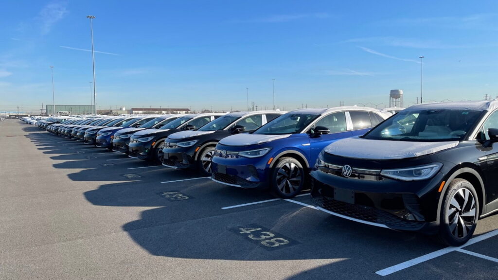  EV Inventory At American Dealers Surpasses ICE Vehicle Inventory