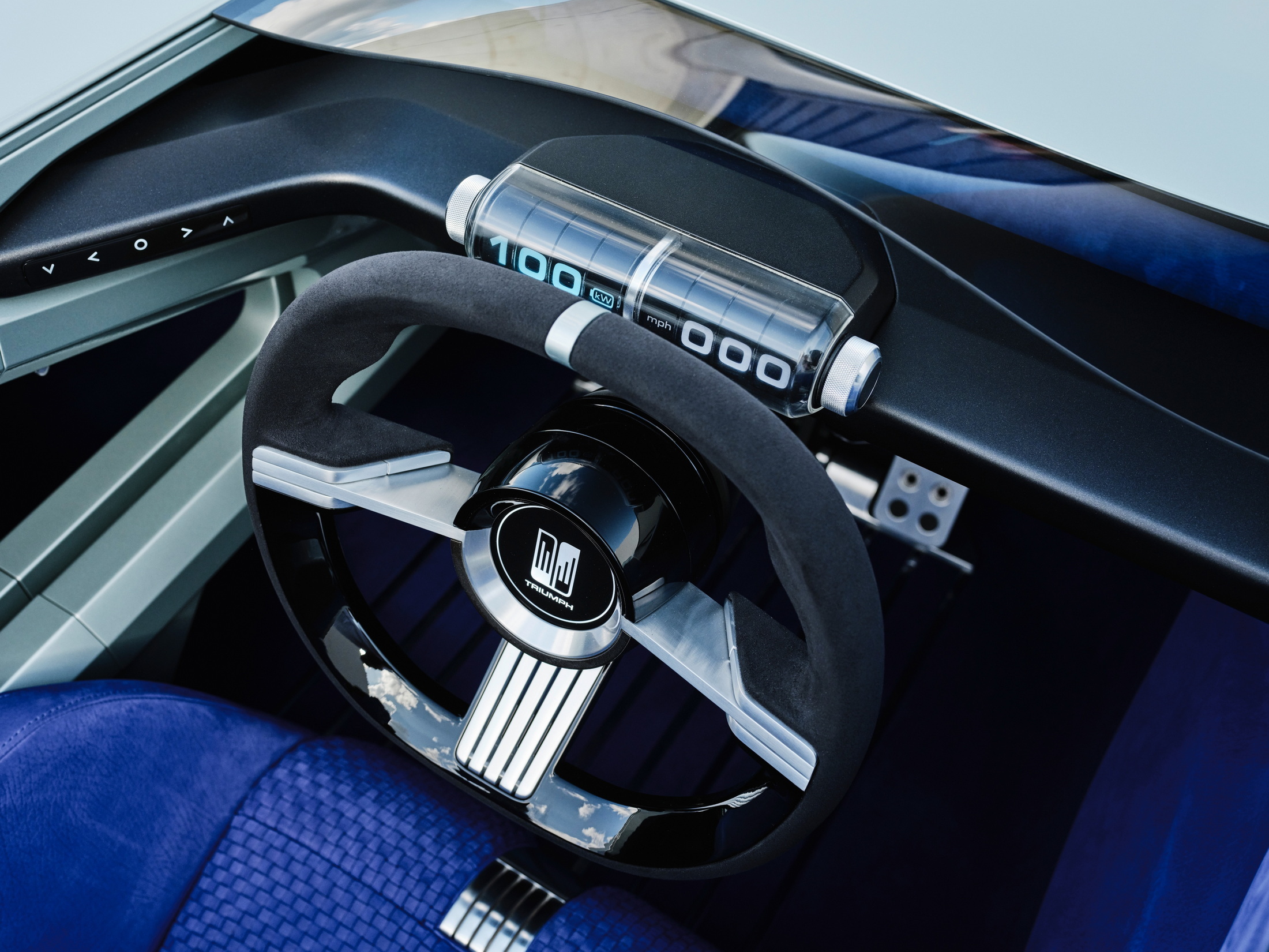 2023 Makkina Triumph TR25 INT 1