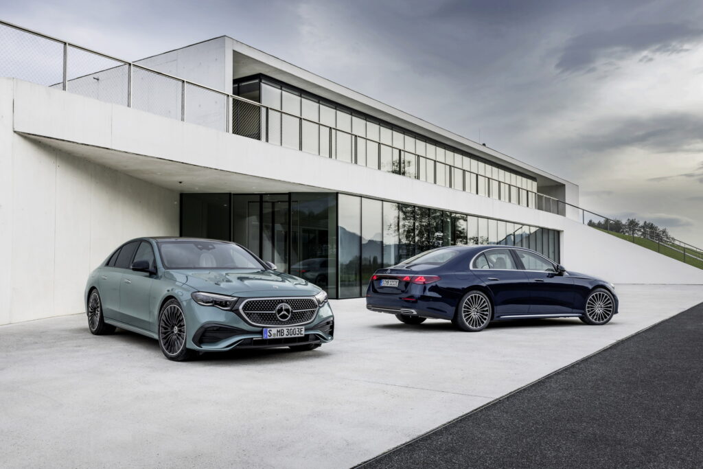  Mercedes To Offer Automatic Lane Changing Function To European Drivers Too