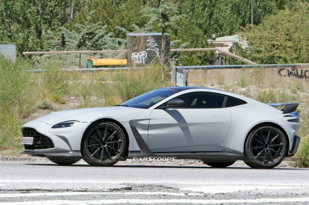  Aston Martin V12 Vantage Spied And Teased With Manual Gearbox, Debuts Tomorrow