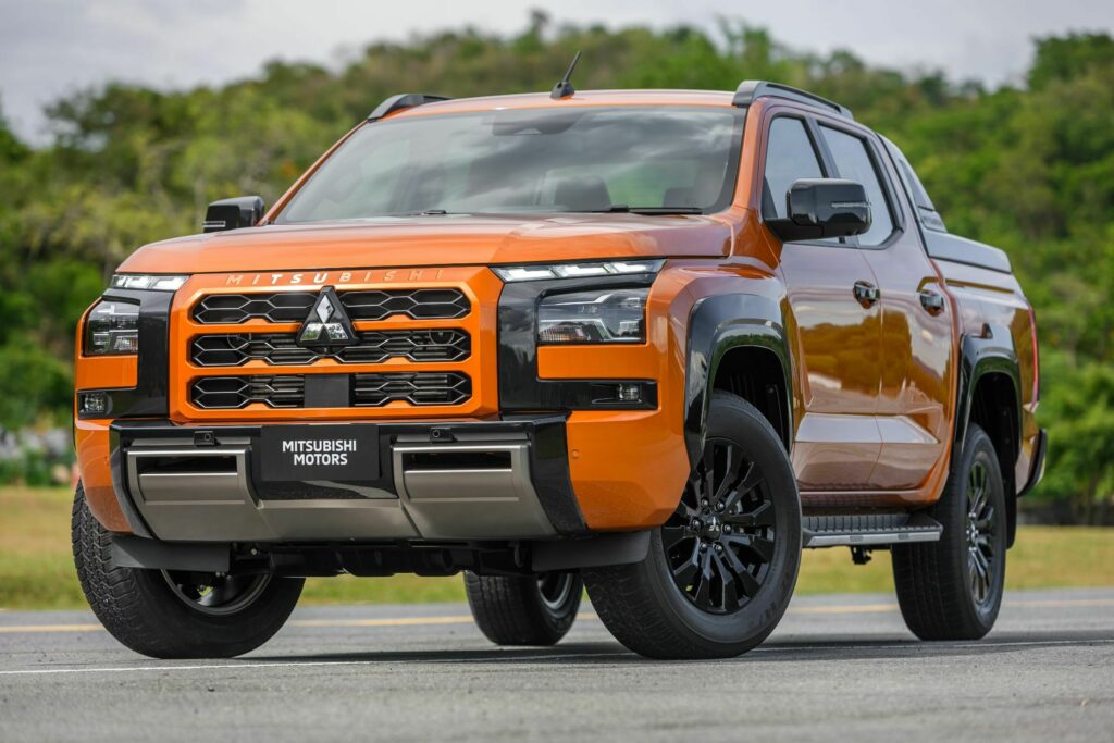 2024 Mitsubishi Triton / L200: Rugged New Truck Takes Aim At Ford Ranger  And Toyota Hilux | Carscoops