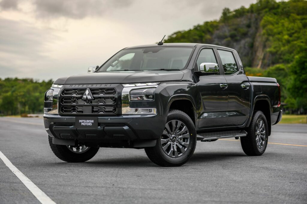 2024 Mitsubishi Triton / L200: Rugged New Truck Takes Aim At Ford Ranger  And Toyota Hilux | Carscoops