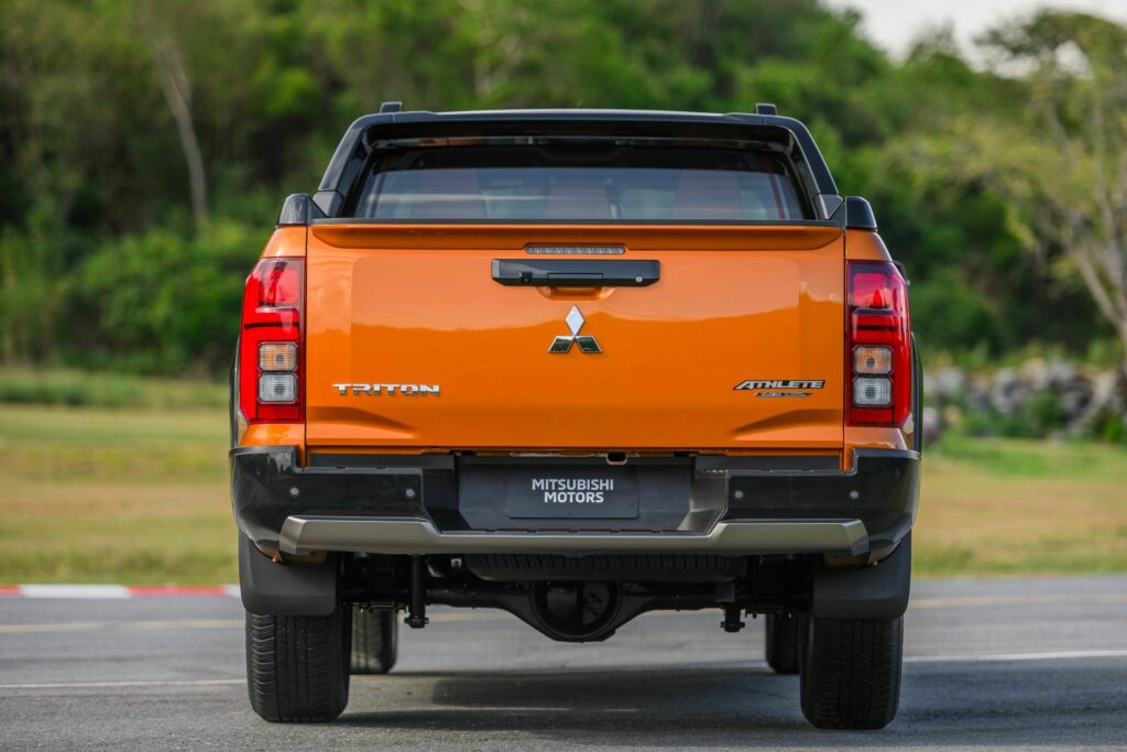 2024 Mitsubishi Triton / L200: Rugged New Truck Takes Aim At Ford Ranger  And Toyota Hilux | Carscoops
