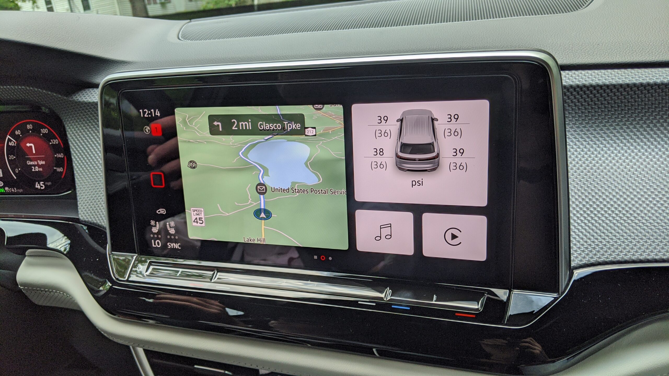 2024 VW Atlas Cross Sport - Stephen Rivers for Carscoops 035