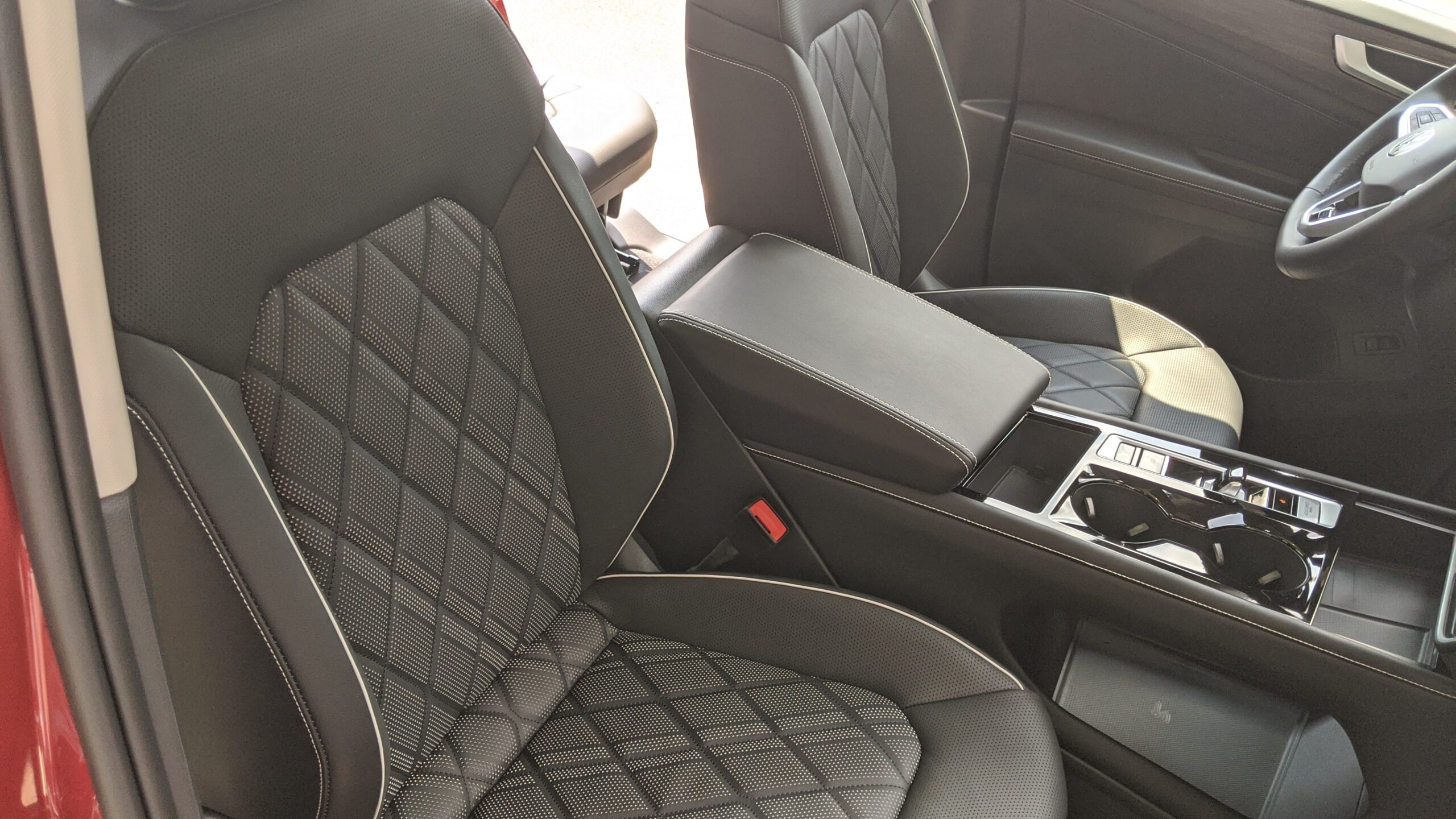 2024 Volkswagen Atlas - Stephen Rivers for Carscoops 22