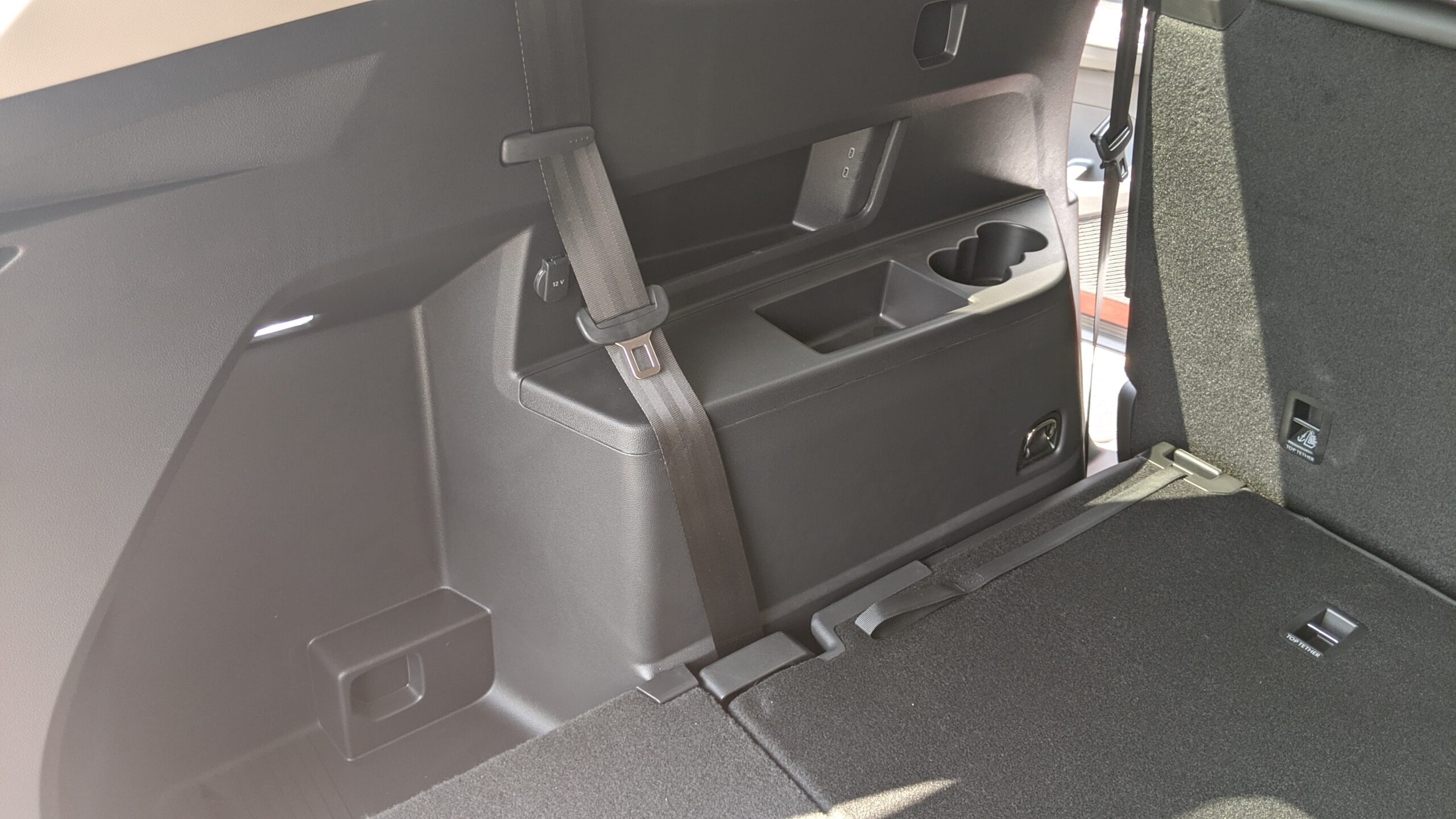 2024 Volkswagen Atlas - Stephen Rivers for Carscoops 23