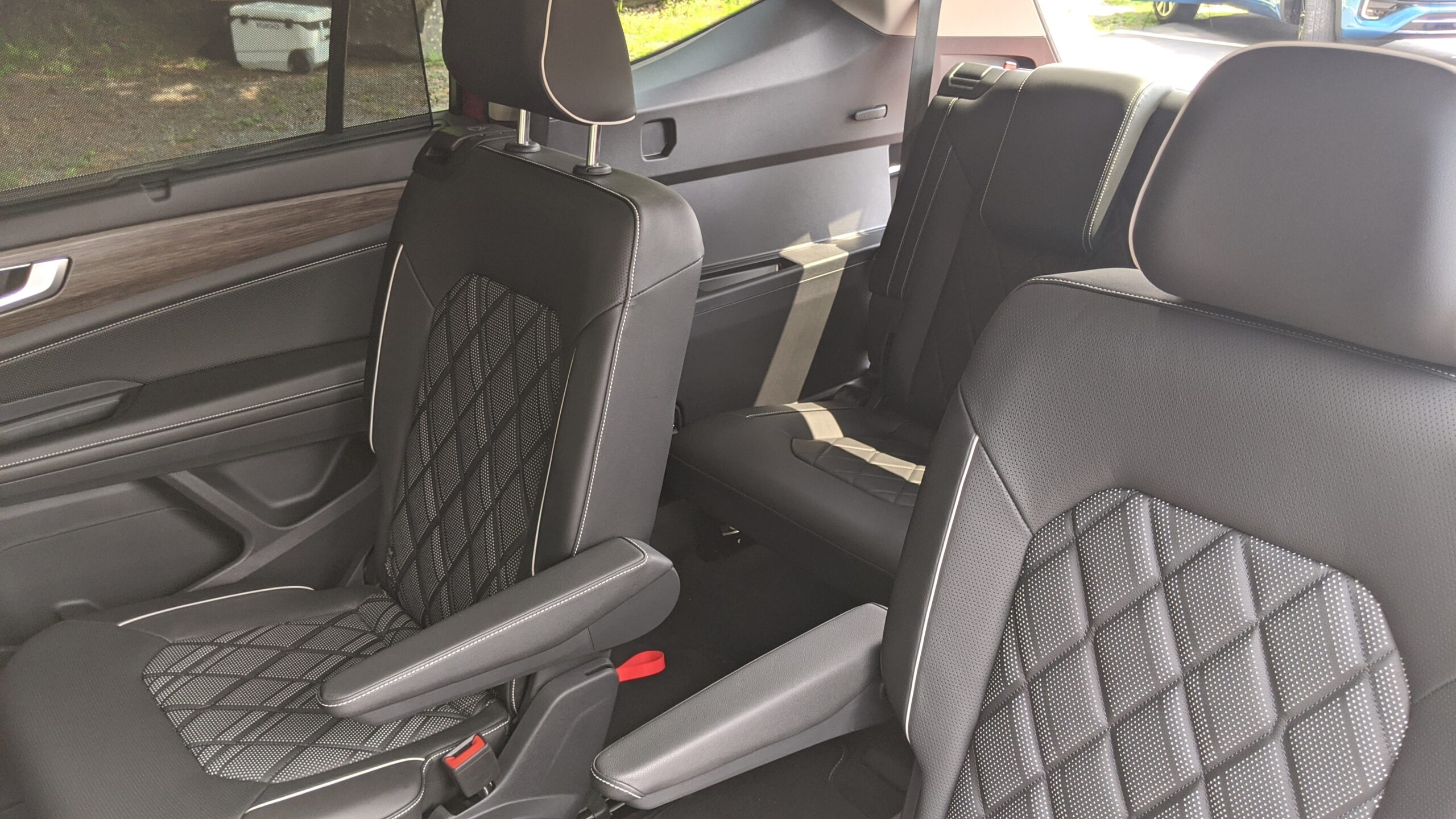 2024 Volkswagen Atlas - Stephen Rivers for Carscoops 31