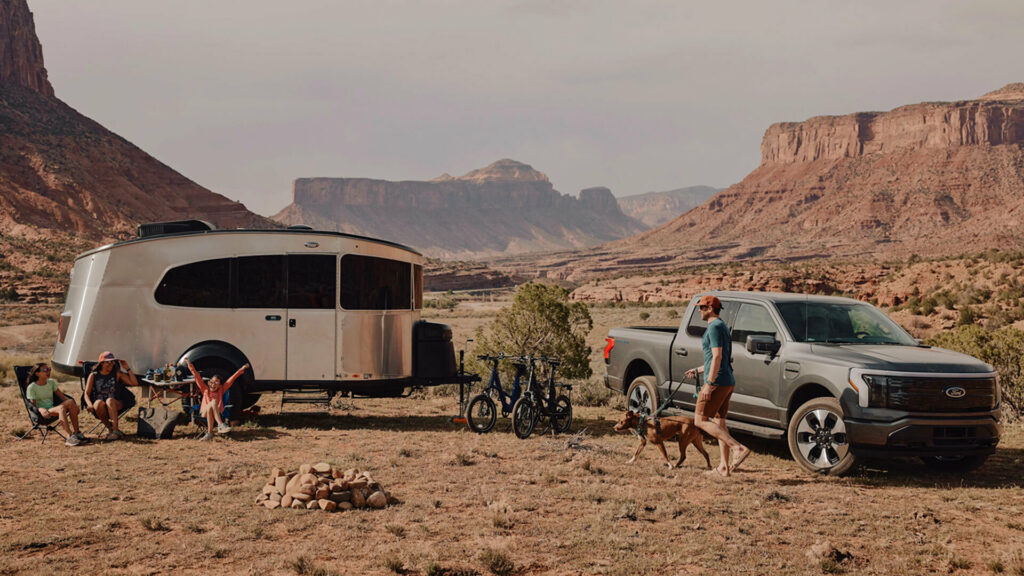  Airstream Basecamp 20X REI Edition Sleeps Four And Is Adventure-Ready Thanks To 3-Inch Lift