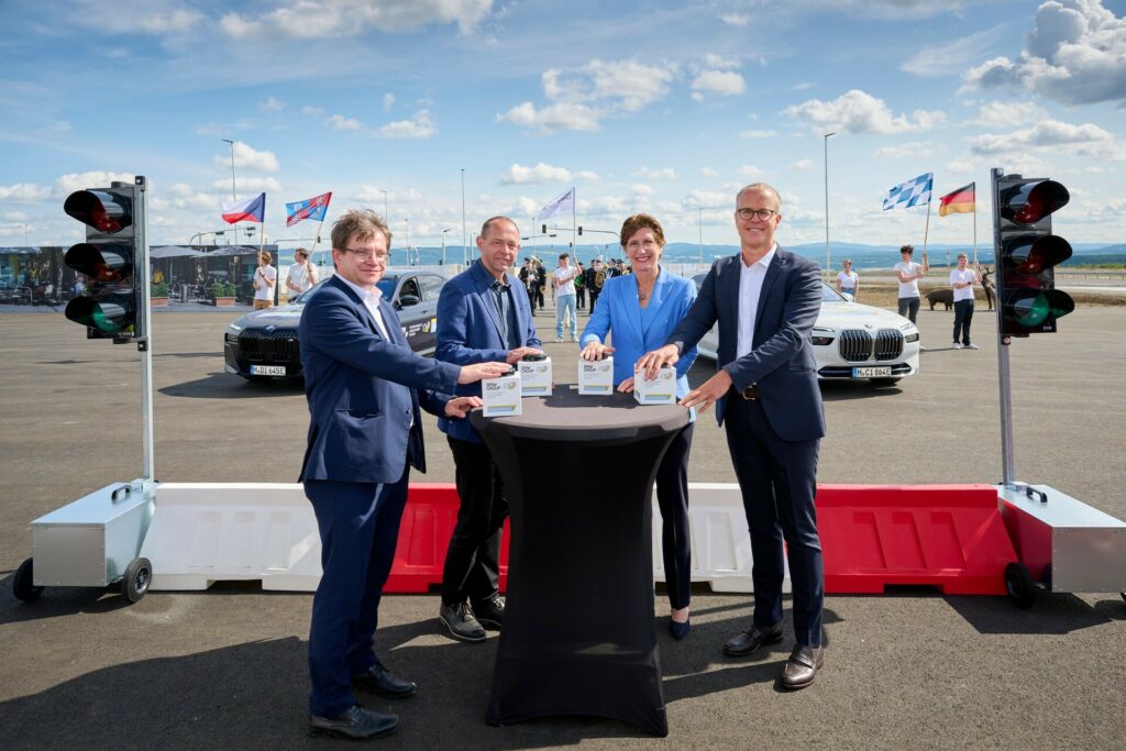  BMW Opens Czech Testing Site To Perfect Autonomous Driving And Parking