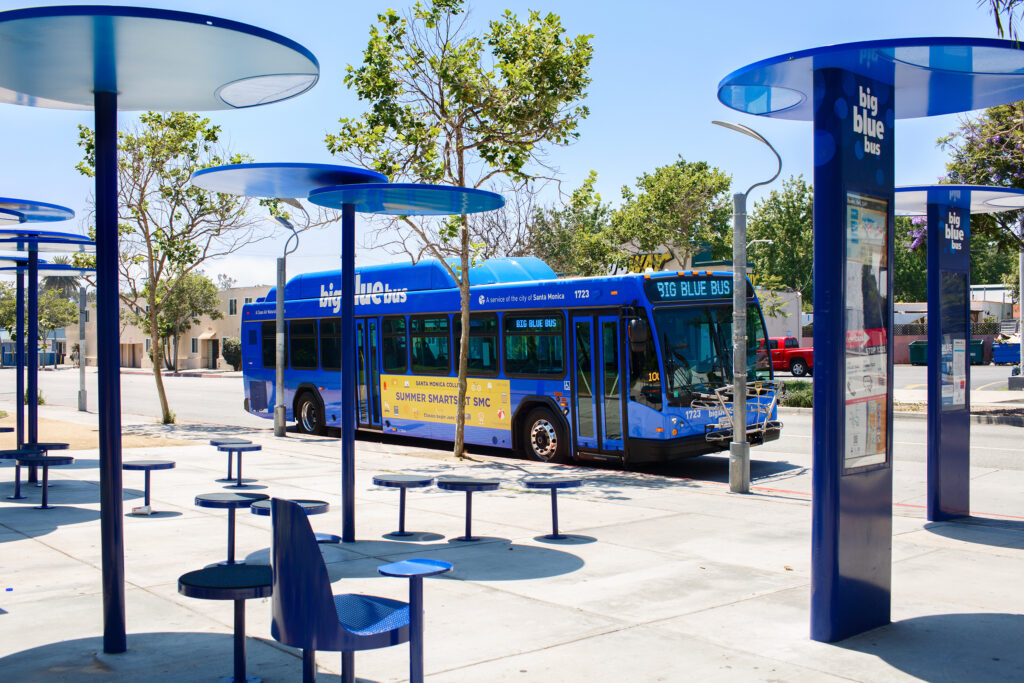  Californian Bus Company Uses AI To Spot Parking Violations That Could Lead To Tickets