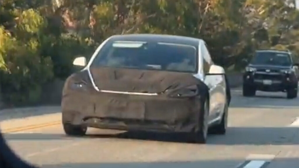  Tesla’s Facelifted Model 3 ‘Project Highland’ Struts Its Stuff On The Highway