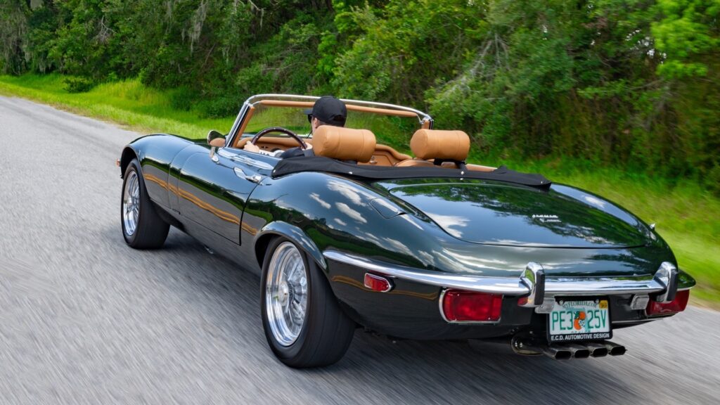  Would You Order This Jaguar E-Type With A Corvette V8 Or An Electric Motor?
