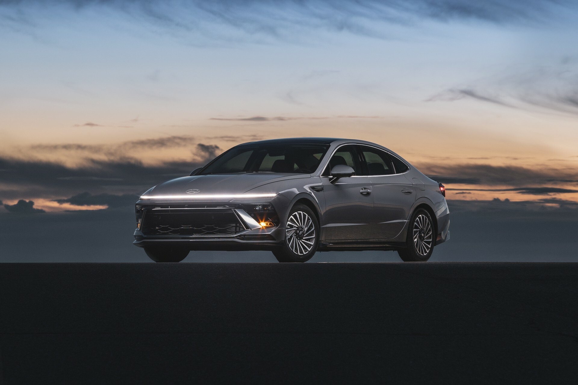 2024 Hyundai Sonata Hybrid 830