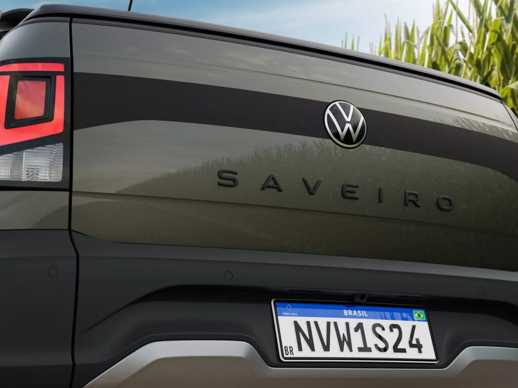 2014 Volkswagen Saveiro Cross Is a Funky Brazilian Pickup [Video] -  autoevolution