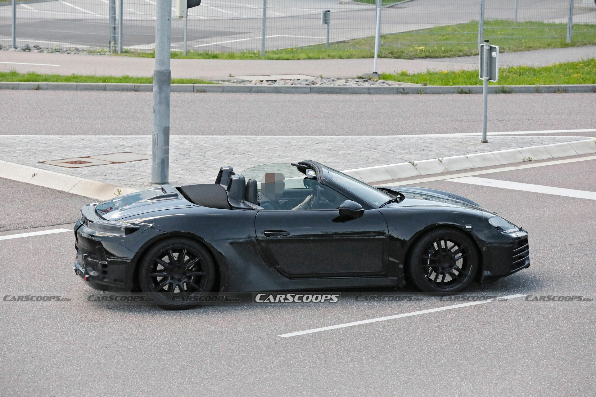 2025 Porsche 718 Boxster EV 811 6