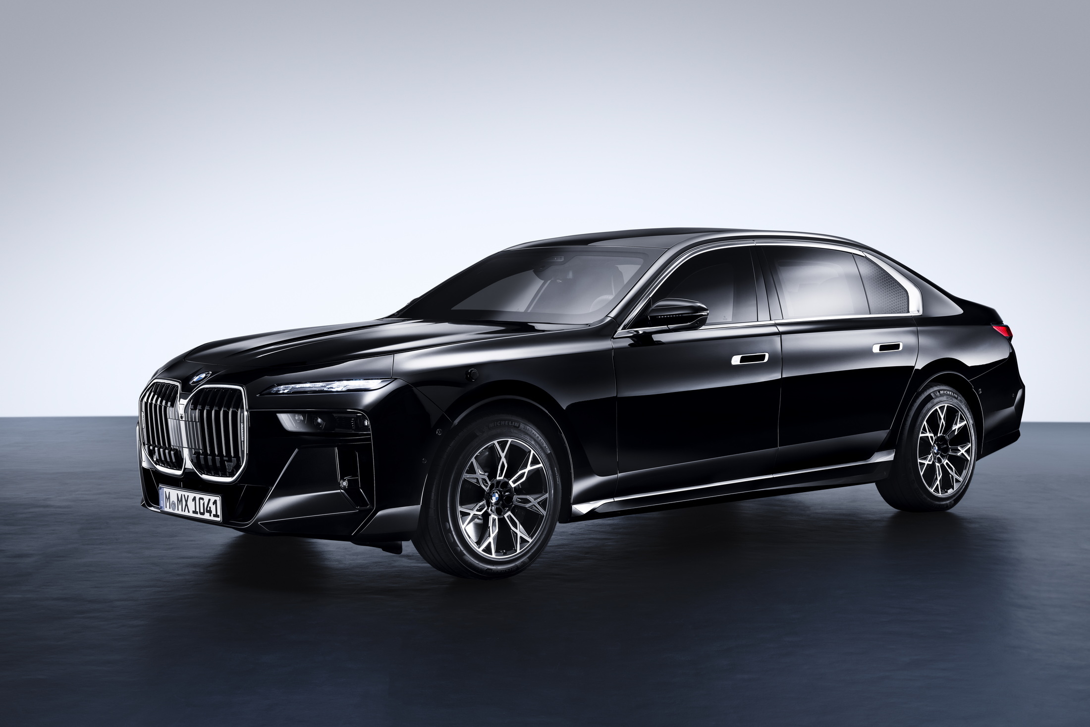BMW 7 Series Protection (1)