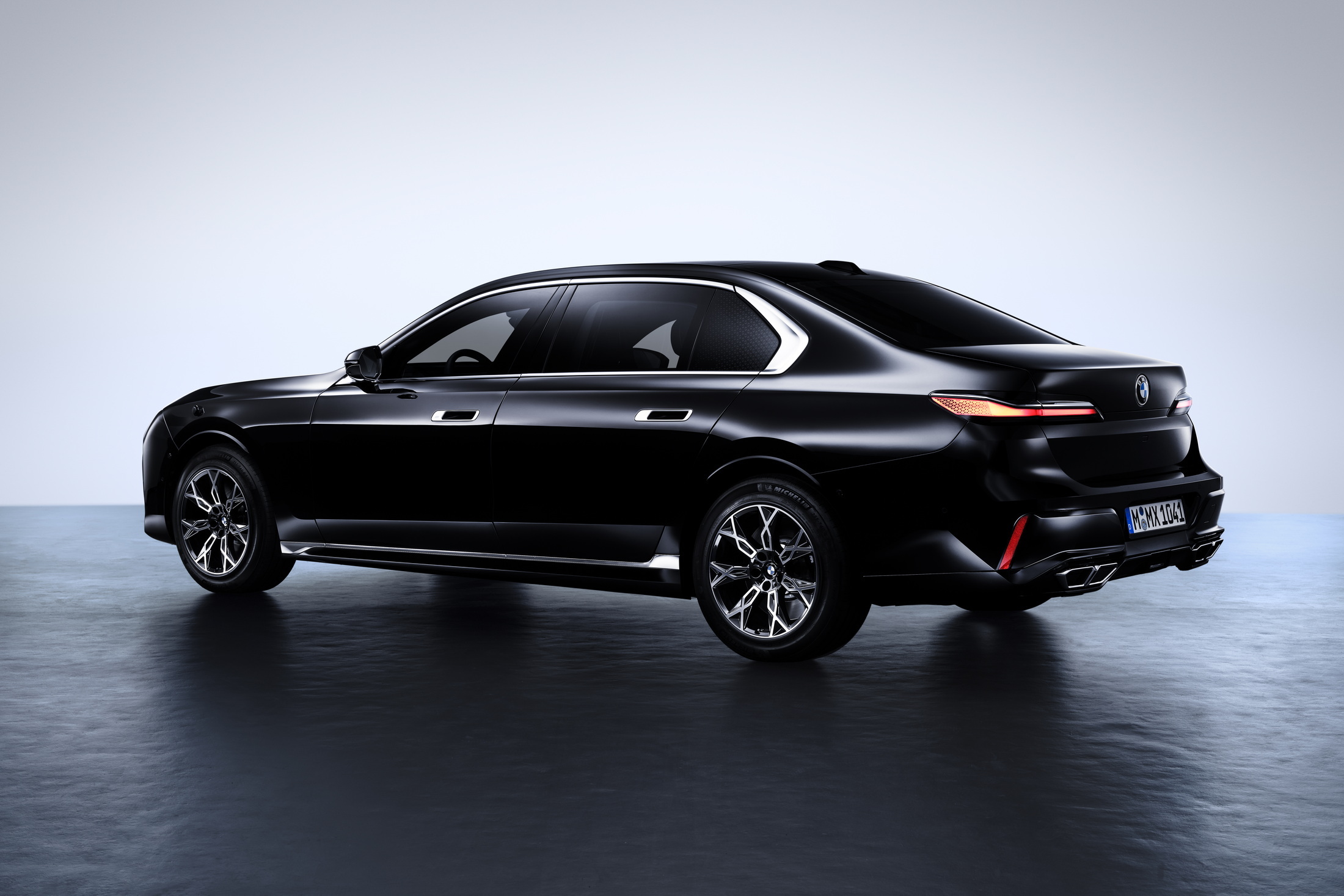 BMW 7 Series Protection (3)