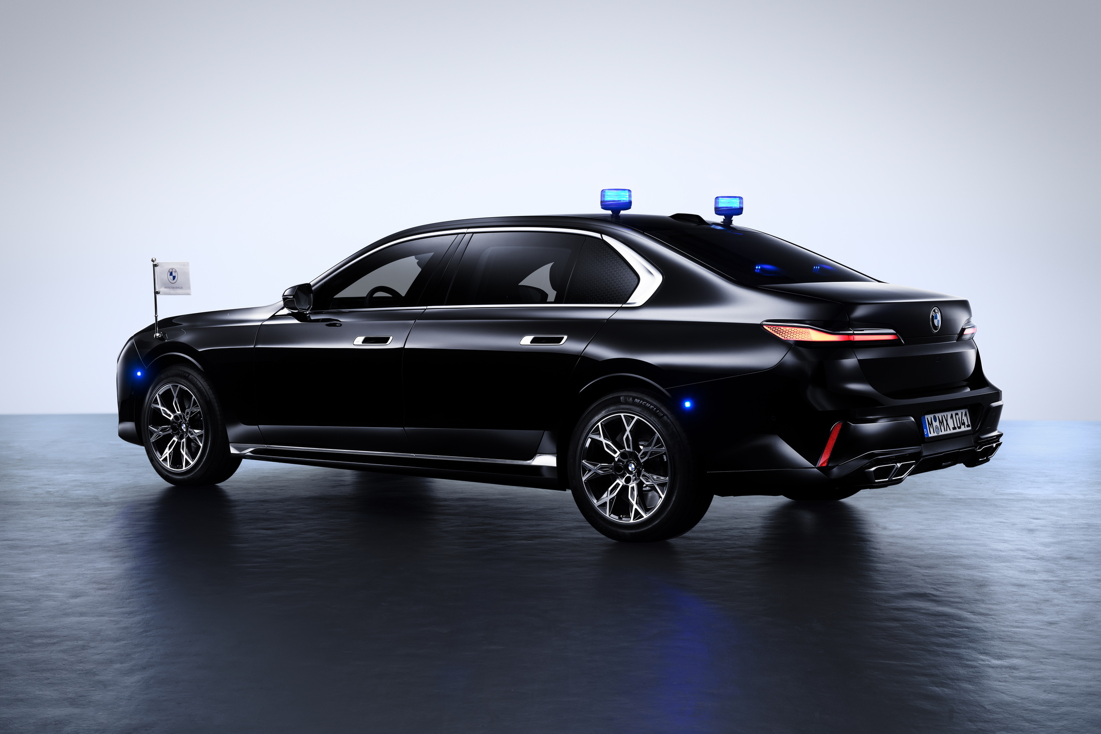 BMW 7 Series Protection (6)