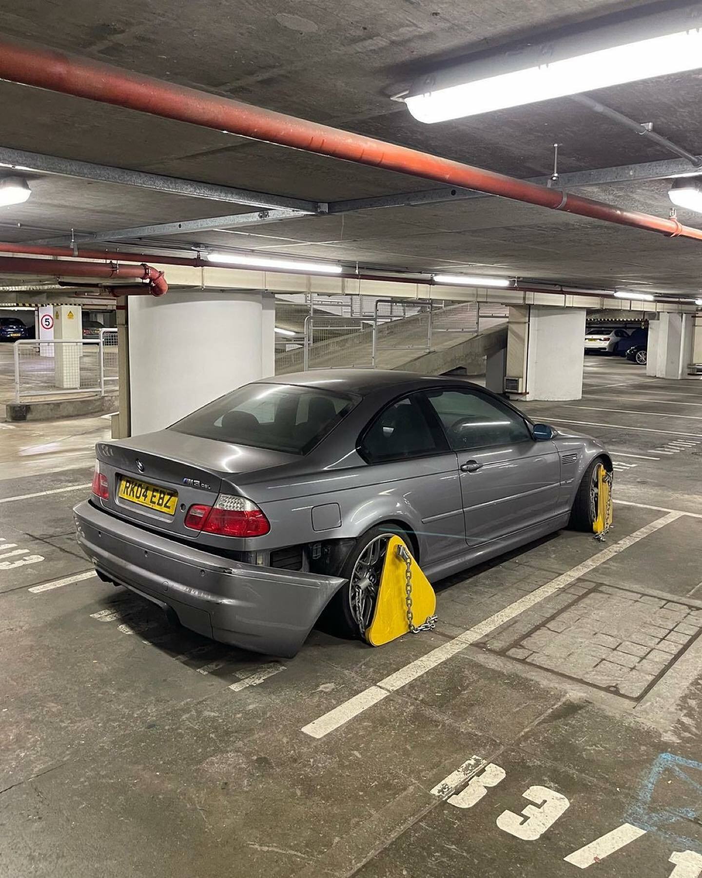 BMW M3 CSL 1
