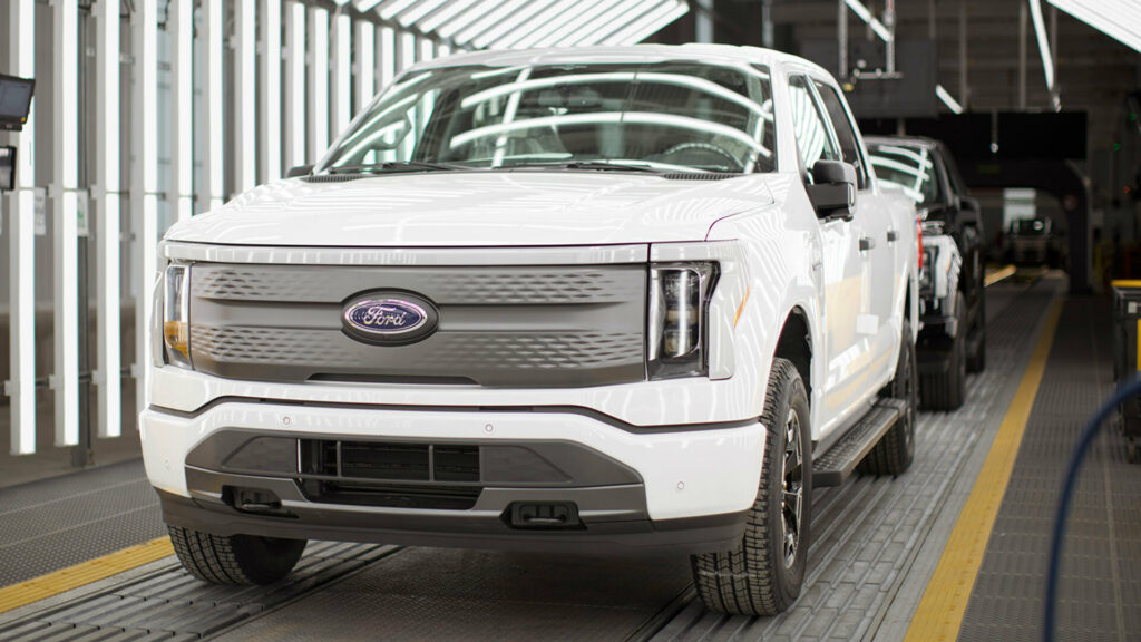  U.S. Government To Provide $15.5 Billion To Boost Production Of Electrified Vehicles