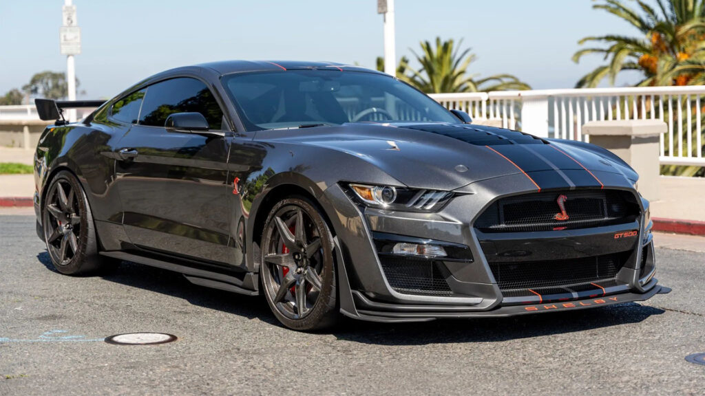  2020 Ford Mustang Shelby GT500 Is Full Of Carbon Fiber Goodness