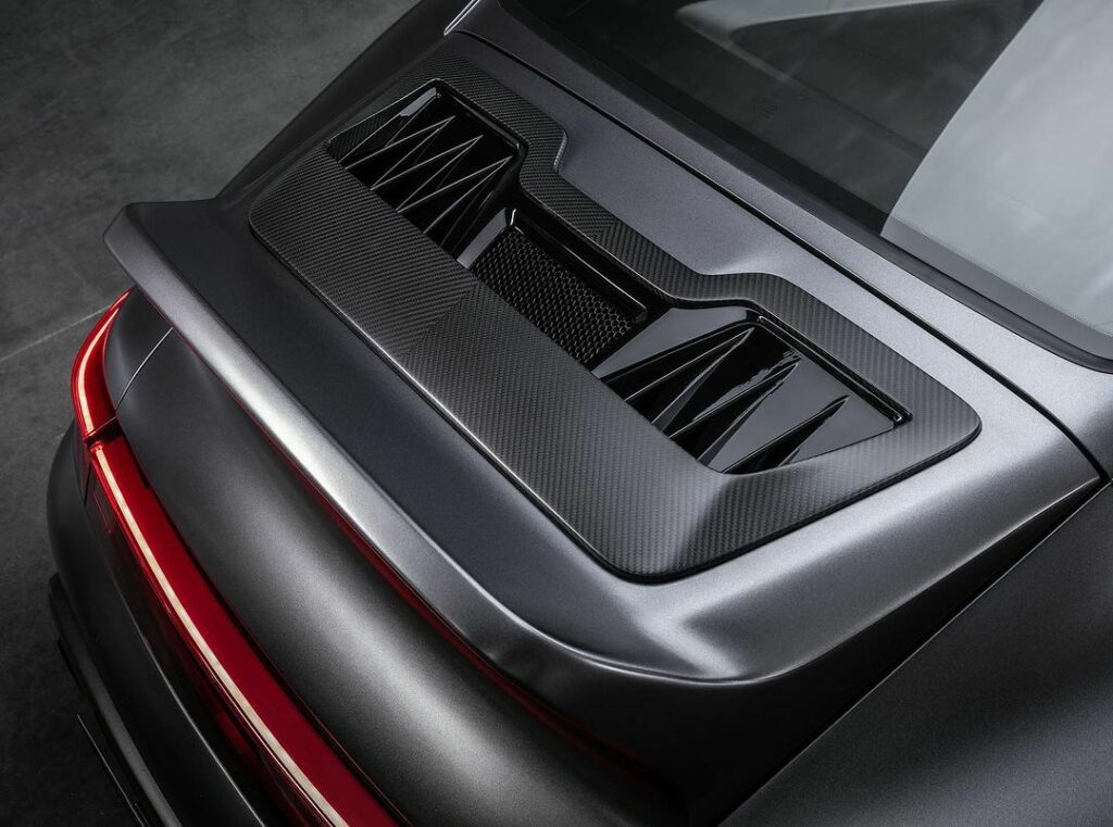 Gunther Werks Unveils Special 750 HP 911 Touring Turbo | Carscoops