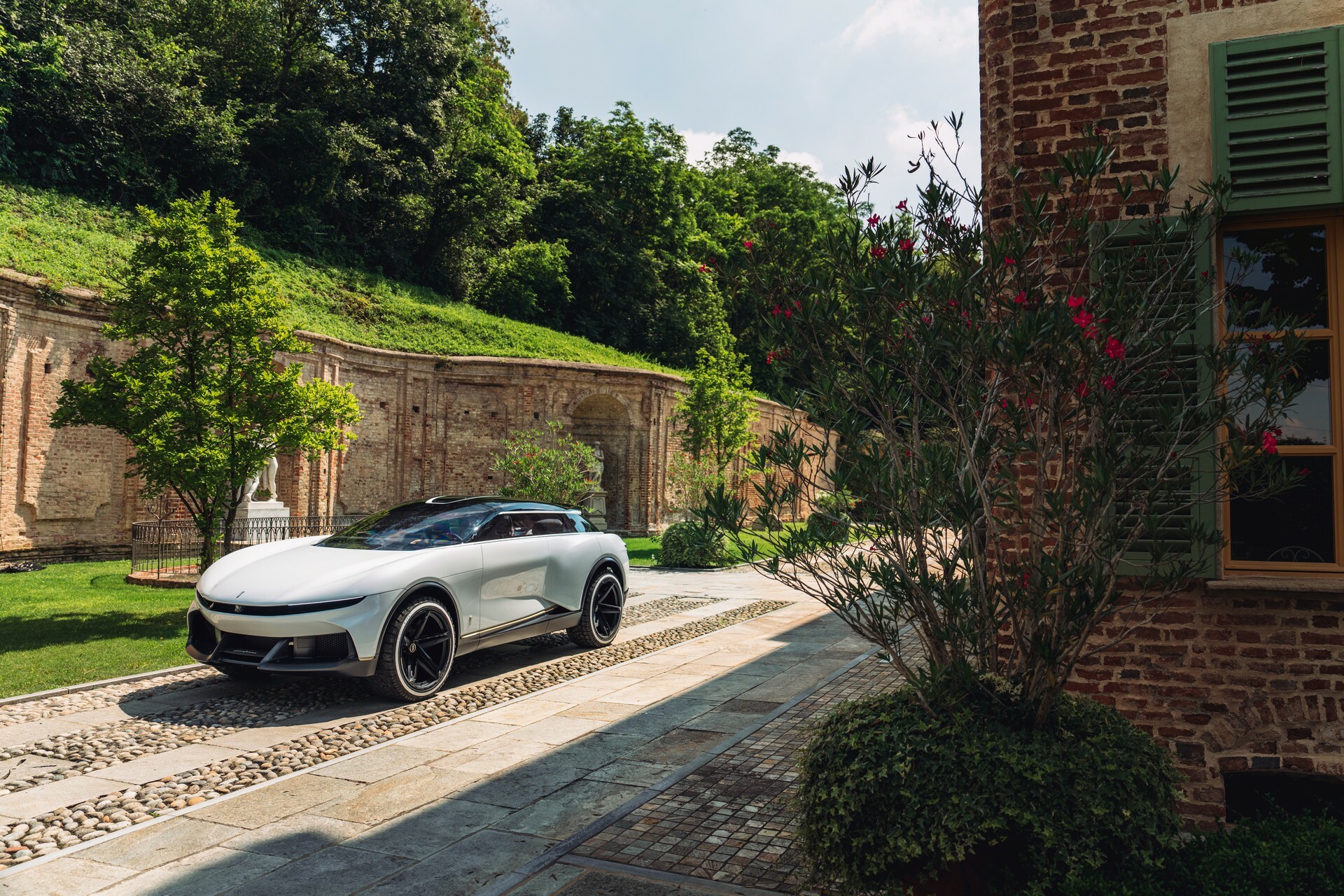 Pininfarina PURA Vision - 10