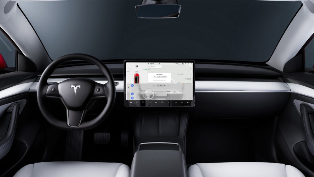 Feds Probe Tesla After It Relaxes Autopilot’s Driver Monitoring System