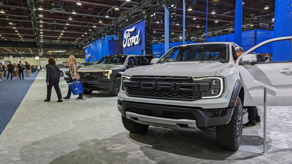 Вигляд Детройтського автосалону