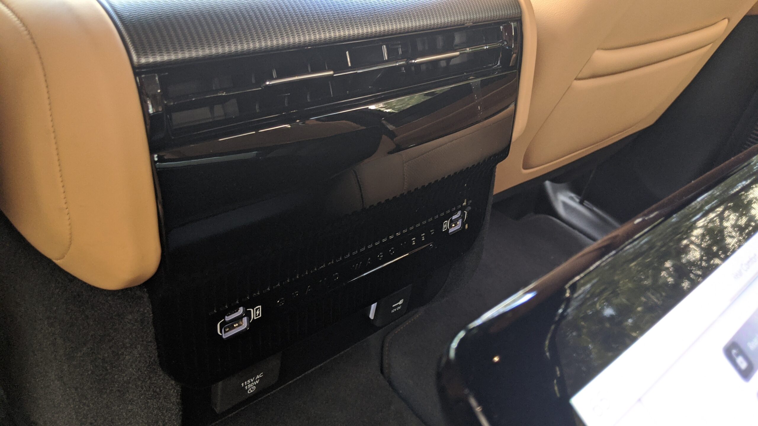 2023 Jeep Grand Wagoneer Series III 23 Stephen Rivers for Carscoops