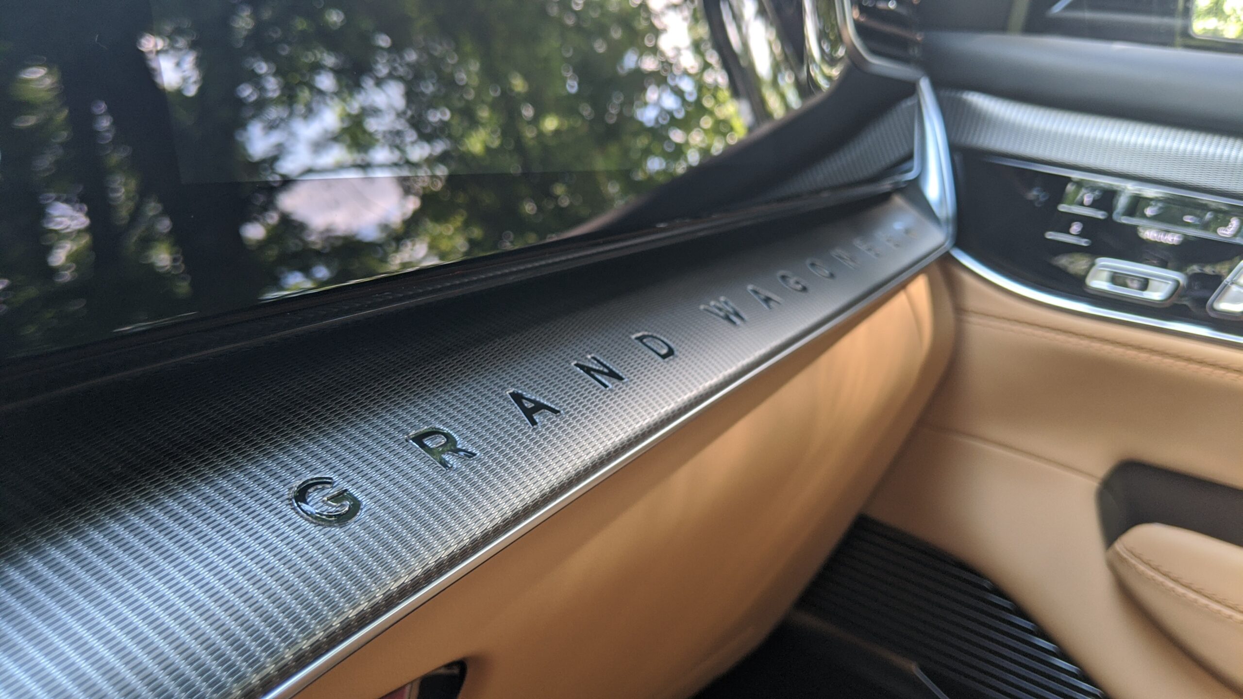 2023 Jeep Grand Wagoneer Series III 34 Stephen Rivers for Carscoops