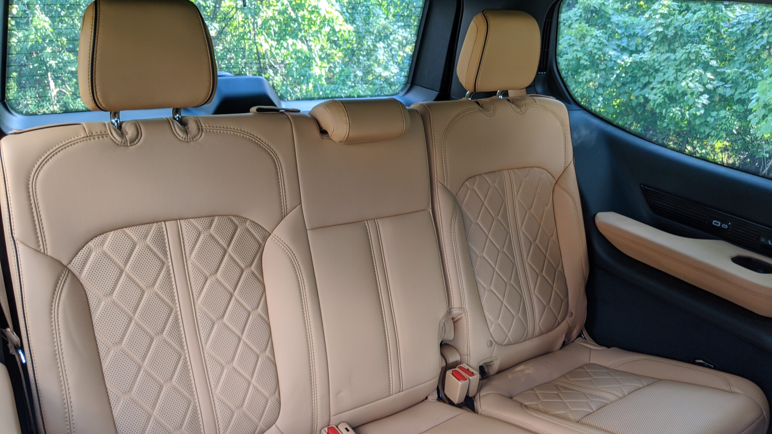 2023 Jeep Grand Wagoneer Series III 49 Stephen Rivers for Carscoops