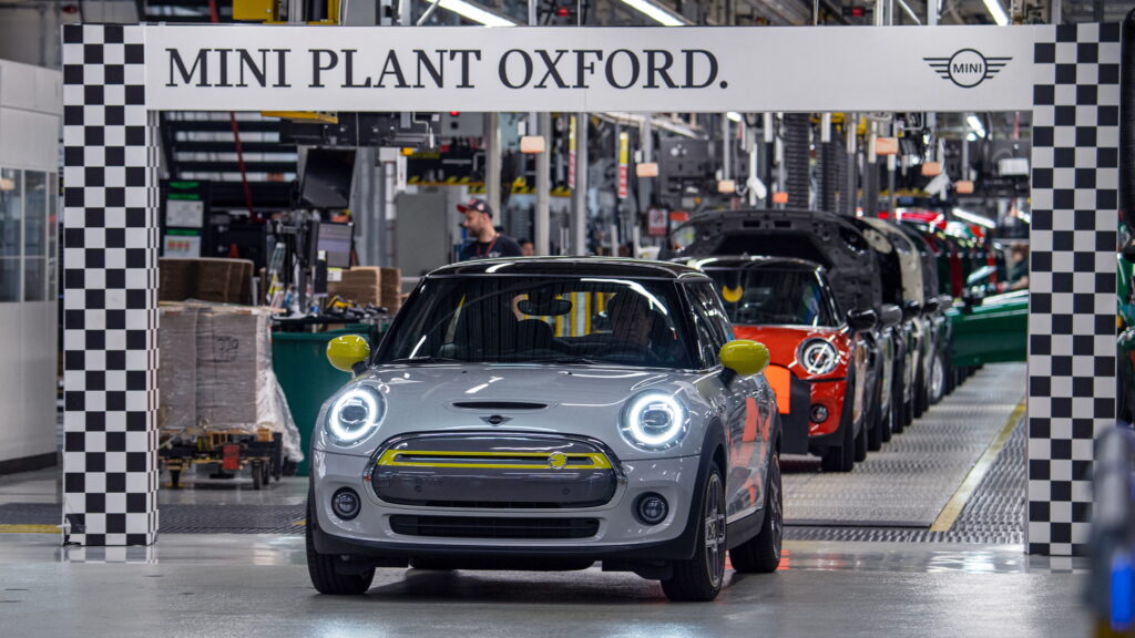  BMW To Invest $645M In UK To Build Next-Gen Mini EVs, With Government Support