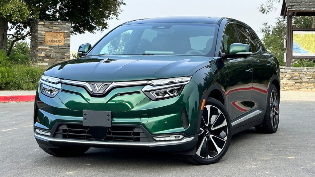 More Than Half Of VinFast Cars Sold In H1 2023 Were Bought By VinGroup-Owned Taxi Company