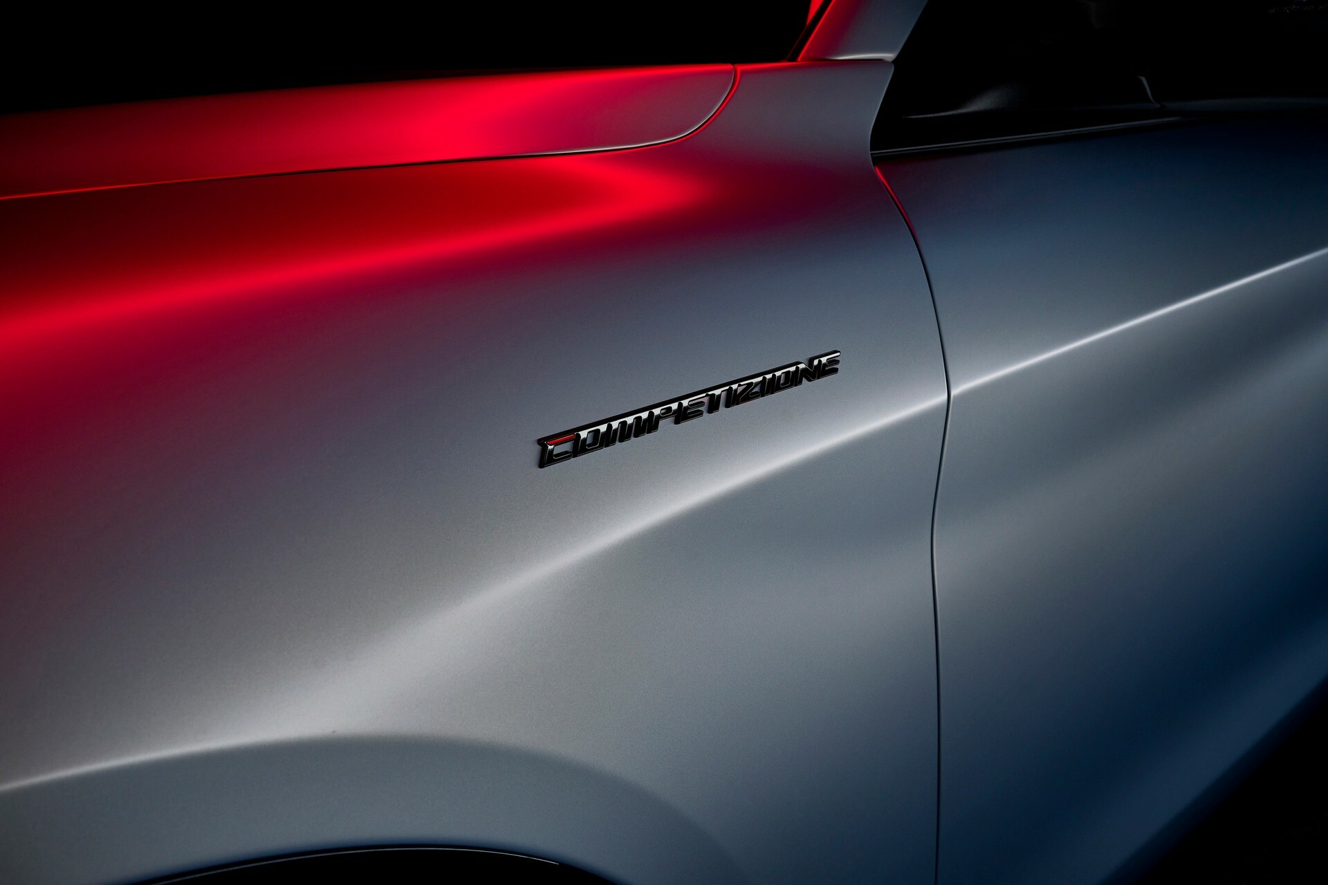 2024 Alfa Romeo Stelvio 922 12