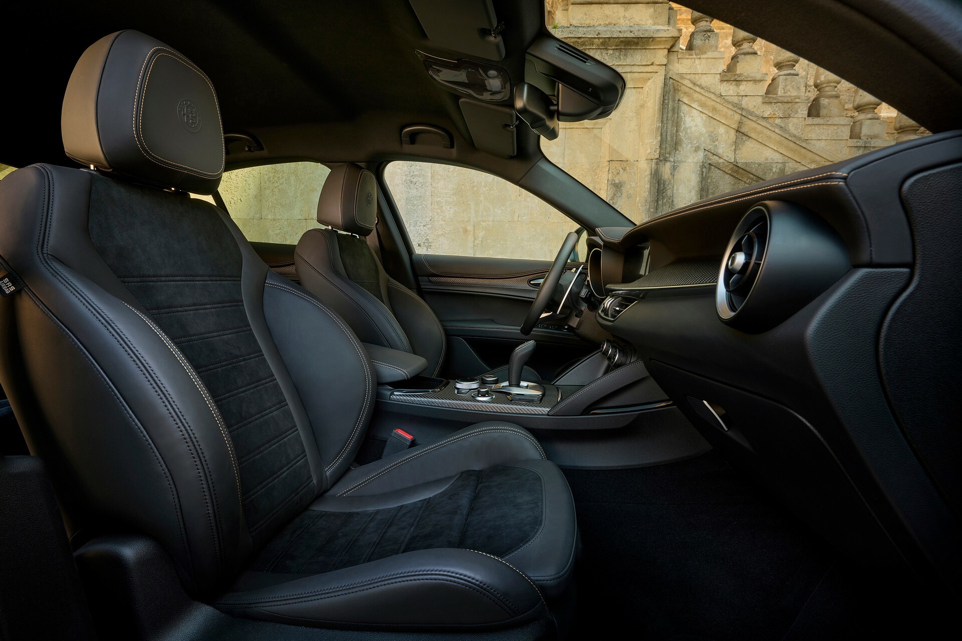 2024 Alfa Romeo Stelvio 922 28
