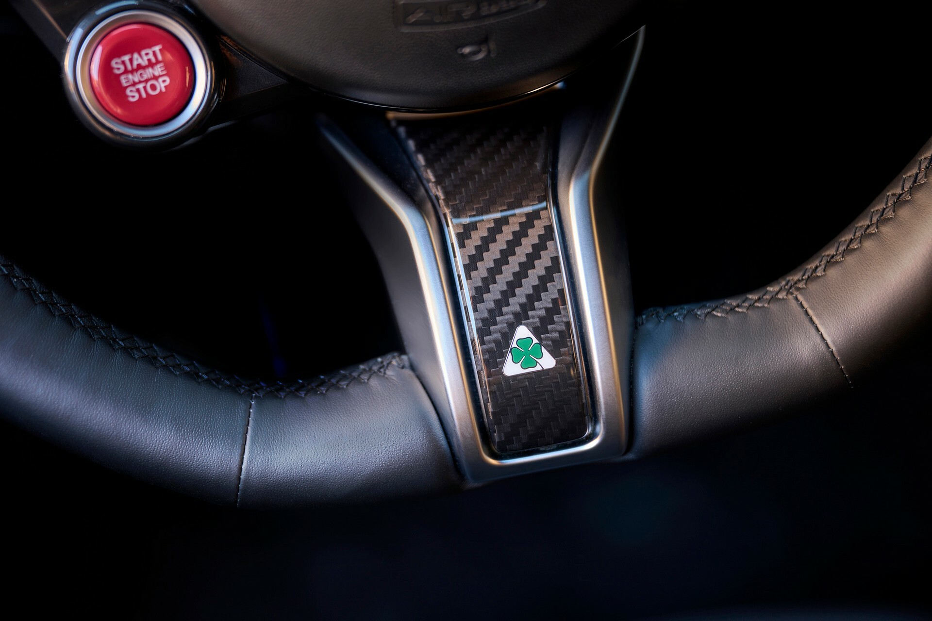 2024 Alfa Romeo Stelvio 922 7